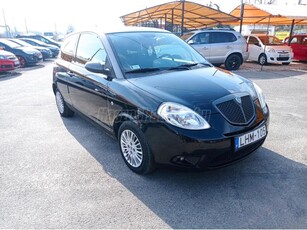 LANCIA YPSILON 1.3 Mjet 16V Sport Momo Design