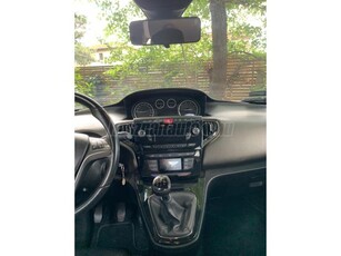 LANCIA YPSILON 1.3 Mjet Platinum