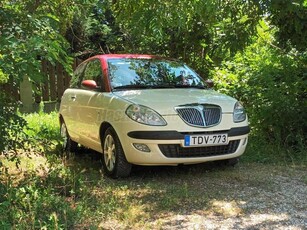 LANCIA YPSILON 1.4 Platino Bicolor