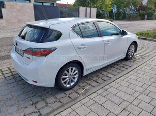 LEXUS CT 200h Comfort (Automata)