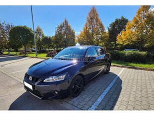 LEXUS CT 200h Executice Top Sunroof CVT BlackEdition