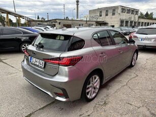 LEXUS CT 200h F Sport CVT MAGYARORSZÁGI.SZAKSZERVIZKÖNYV.TÁVTARTÓ