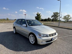 LEXUS IS 200 Sport Cross