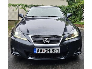 LEXUS IS 250 Leather&Navigation (Automata) Gyönyörű állapot. Dupla Face-lift.Ülés hűtött. ML Hifi