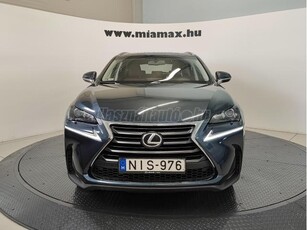 LEXUS NX 200t Executive Plus (Automata) Panoramic magyarországi. márkaszervizben szervizelt. leinformálható