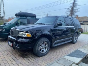 LINCOLN NAVIGATOR 5.4 V8