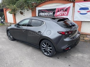 MAZDA 3 Hatchback 2.0 e-Skyactiv Plus (Automata) ADAPTÍV LED/BOSE/HEAD UP/KULCSNÉLKÜLI/BŐR/VEZETÉSTÁMOGATÁS