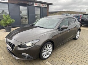 MAZDA 3 Sport 1.5 D Revolution Navi.Kamera.Xenon.Tempom.Holttér.Alcantara