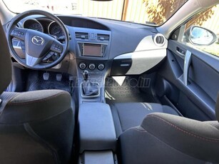 MAZDA 3 Sport 1.6 Takumi