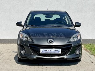 MAZDA 3 Sport 2.0 GTA Navi Xenon/Keyless/RVM/Tempomat/Ülés-Szélvédőfűtés/Radarok/17-es Alu/Szervizkönyves