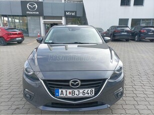 MAZDA 3 Sport 2.0 Takumi Vezetett szervizkönyves!!!