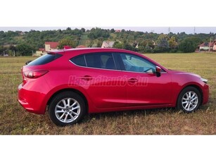 MAZDA 3 Sport 2.2 D Revolution