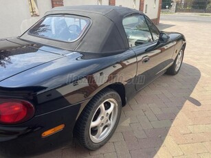 MAZDA MX-5 1.6i 16V Youngster