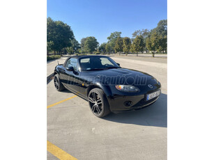 MAZDA MX-5 1.8i 16V Revolution