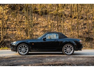 MAZDA MX-5 2.0i 16V Revolution