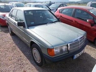 MERCEDES-BENZ 190 D MAGYAR RENDSZÁMOS.3DB KULCS.SZERVIZKÖNYV.GYÁRI ÁLLAPOTBAN