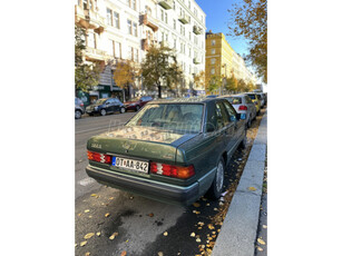 MERCEDES-BENZ 190 E 2.6 Muzeális minősítéssel HIBÁTLAN