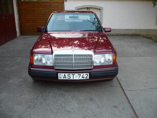 MERCEDES-BENZ 250 D Turbo klíma.250 TURBODIESEL