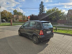 MERCEDES-BENZ A 160 Elegance