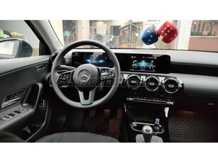 MERCEDES-BENZ A 180 Limuzin