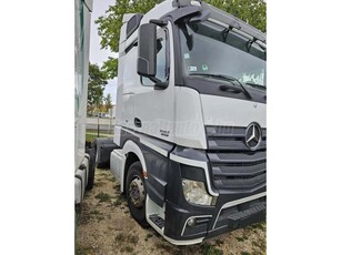 MERCEDES-BENZ Actros 1842