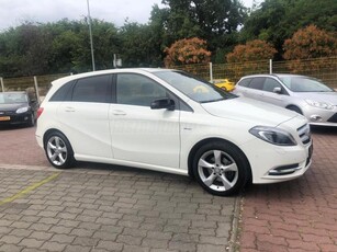 MERCEDES-BENZ B 180 BlueEFFICIENCY Bi-Xenon.Led.Kamera.Radar.Tempomat