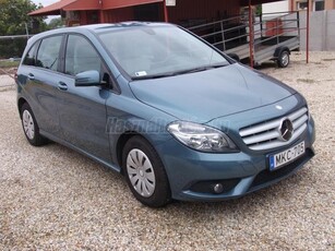 MERCEDES-BENZ B 180 BlueEFFICIENCY Leinformálható.Magyarországi.Friss szerviz.Új gumik.Összes kulcs.Tip-top állapot