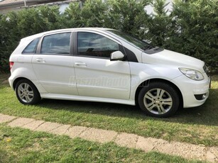 MERCEDES-BENZ B 180 CDI automata váltós