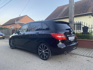 MERCEDES-BENZ B 180 CDI BlueEFFICIENCY 144.000 KM. xenon. navigáció. vajbőr belső. 2025.novemberig vizsga. 2 gyári kulc