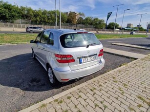 MERCEDES-BENZ B 200 Autotronic