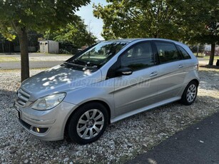 MERCEDES-BENZ B 200 CDI Bőr-Navi-Vonóhorog