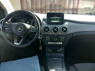 MERCEDES-BENZ B 250 E Style (Automata)