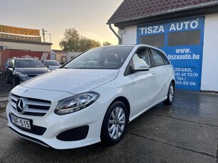 MERCEDES-BENZ B-OSZTÁLY B 160 CDI d Style navigáció.digitklíma.szép állapot