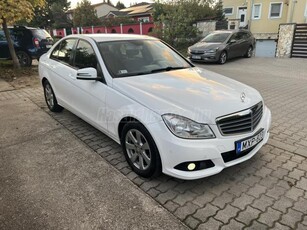 MERCEDES-BENZ C 180 CDI DPF (BlueEFFICIENCY) Elegance M.o-i.VÉGIG SZERVIZELT.GYÖNYÖRŰ ÁLLAPOT!!!