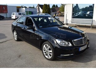 MERCEDES-BENZ C 180 CDI DPF (BlueEFFICIENCY) Elegance NAVI. Végig márkaszervizben szervizelt. garantált futással