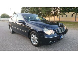 MERCEDES-BENZ C 200 CDI Elegance 6 KÉZIVÁLTÓ. VONOHOROG. TEMPOMAT. ROZSDAMENTES