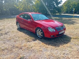 MERCEDES-BENZ C 200 CDI Sportcoupe Rozsdamentes.AutomataKlima.17-alufelni.Tolatóradar elöl-hátul