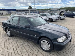 MERCEDES-BENZ C 200 Kompressor Classic Olaszországi Import rozsdamentes kitűnő állapot