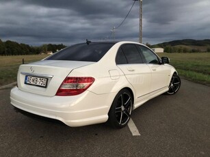 MERCEDES-BENZ C 220 CDI Avantgarde AMG Optika OM646