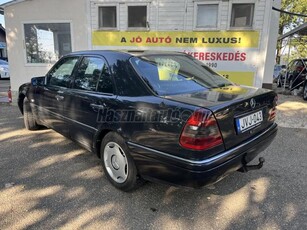 MERCEDES-BENZ C 220 D Elegance ITT és MOST AKCIÓ!!! VONÓHOROG/ELEKTROMOS ABLAK/ELEKTROMOS TÜKÖR