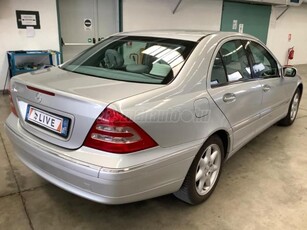 MERCEDES-BENZ C 240 Elegance Olasz Import teljesen rozsdamentes egészséges nagyon jó motorral