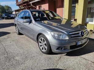 MERCEDES-BENZ C-OSZTÁLY C 180 BlueEFFICIENCY Avantgarde (Automata) 170 812 KM.ÜLÉSFŰTÉS . BLUETOOTH.TEMPOMAT.BŐR SZÖVET KÁRPIT