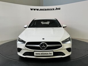 MERCEDES-BENZ CLA 180 d ShootingBrake Vonóhorog márkaszervizben szervizelt. kitűnő állapotban