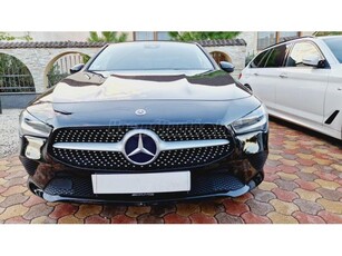 MERCEDES-BENZ CLA-OSZTÁLY CLA 180 Style MAGYAR! MERCINÉL VÉGIG SZERVIZELT-BŐR-AMG RÁCS-17 ES GYÁRI ALUK-ÚJSZERŰ