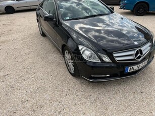 MERCEDES-BENZ E 200 CGI BlueEFFICIENCY Elegance (Automata)