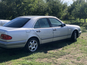 MERCEDES-BENZ E 220 e220d