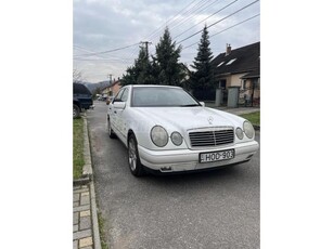 MERCEDES-BENZ E 240 Classic