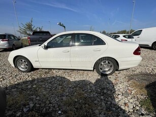 MERCEDES-BENZ E 240 T Classic (Automata)