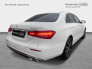 MERCEDES-BENZ E 300 e 4Matic 9G-TRONIC Plug-in hybrid Nettó 16.527.559