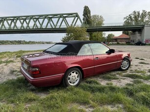 MERCEDES-BENZ E-OSZTÁLY E 200 Cabrio